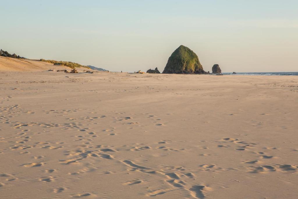 Schooner'S Cove Inn Cannon Beach Exterior foto